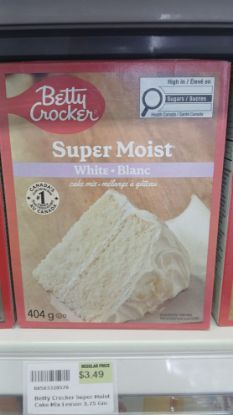 Picture of Betty Crocker Super Moist Cake Mix - White 404 gram